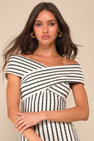 Lulus Iconic Always Black And White Striped Textured Midi Dress In Black And White