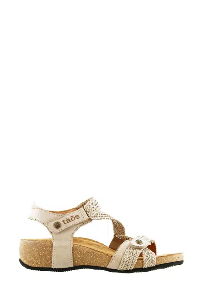 Taos Trulie Sandal In Stone In White