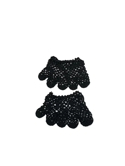 Antipast Fishnet Five Fingers Short Socks In Nero