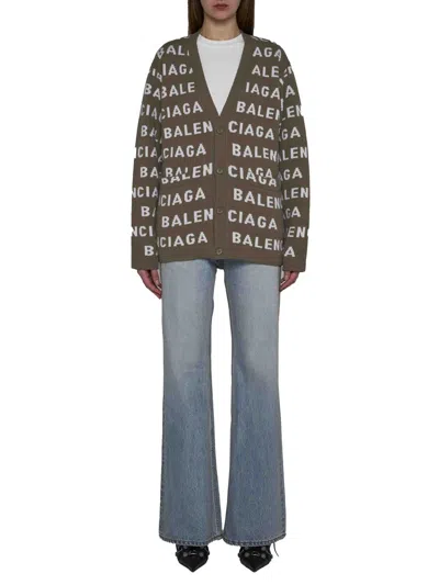 Shop Balenciaga Sweaters In Dark Beige/white