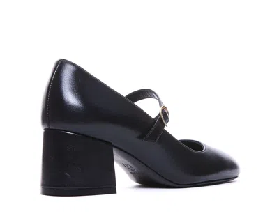 Stuart Weitzman With Heel In Black