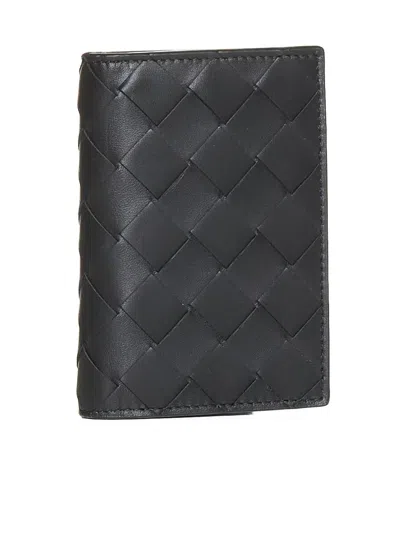 Bottega Veneta Intrecciato Medium Bi-fold Wallet With L-zip In Black