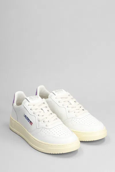 Shop Autry Medalist Low Sneakers In White