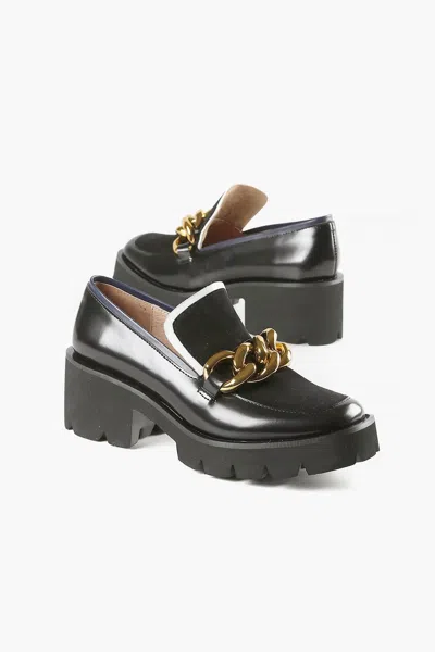 All Black Chunk Links Lady Lugg Loafer In Black In Black