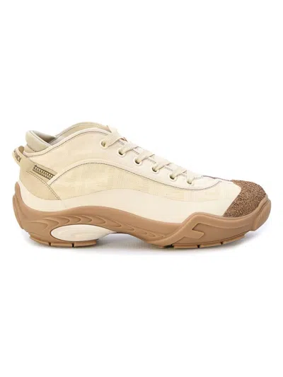 Fendi Sneaker Mid Top Con Lacci E Loop Sul Tallone In Sambnatr