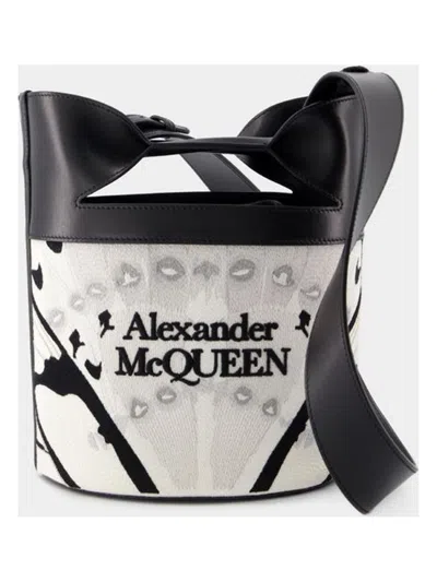 Alexander Mcqueen The Bow Logo Bucket Bag In White