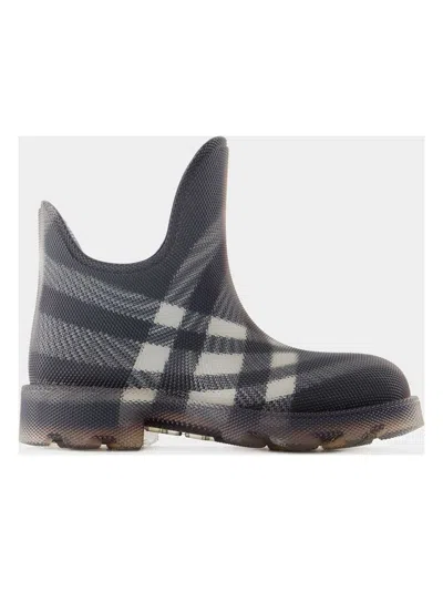 Burberry Mini Low Ankle Boots For Women In Black