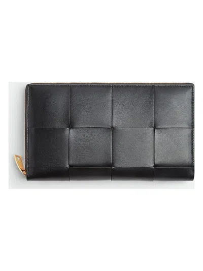 Bottega Veneta Intrecciato Leather Continental Wallet In Black