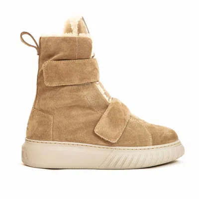 Andìa Fora Women's Thalia Montane Shearling Boot In Beige In Beige
