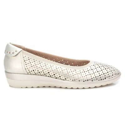 Xti Women's Ballerina Shoes In Gold In Gold