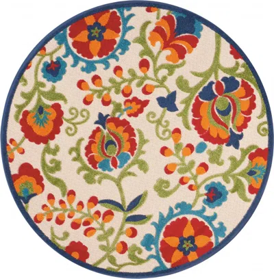 Homezia 5' Round Green And Ivory Round Floral Indoor Outdoor Area Rug