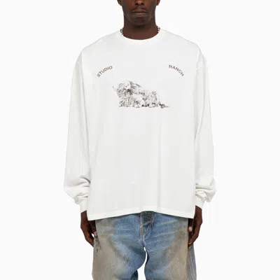 Shop 1989 Studio Studio Ranch Little Buffalo L/s T-shirt In White