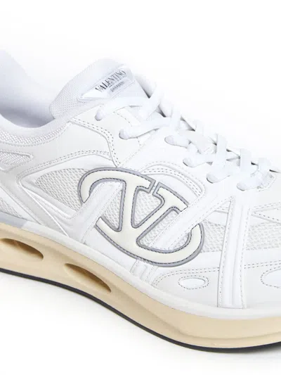 Shop Valentino Garavani Sneakers In Bianco/bian/ivory-p.grey/iv-bi