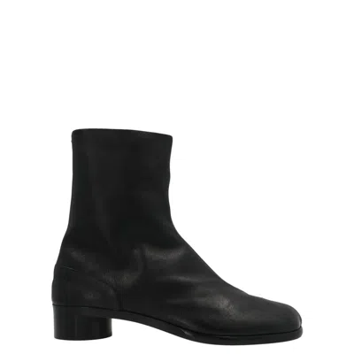 Maison Margiela Brown Tabi Ankle Boots In Black