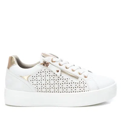 Xti Women's Trainer Sneakers In White In White