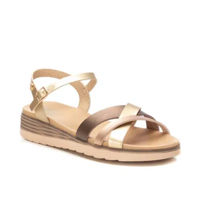 Xti Women's Low Wedge Strappy Sandals In Gold In Gold
