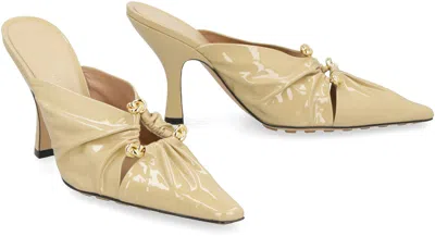 Bottega Veneta Women's Bunnie Leather Mules In Beige