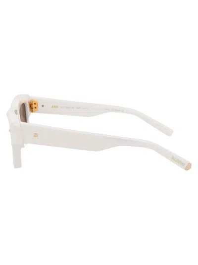 Valentino Xxii - Ltd500 Sunglasses In White - Yellow Gold W/dark Grey