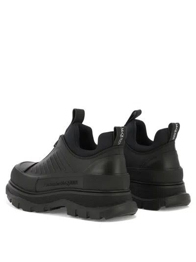 ALEXANDER MCQUEEN ALEXANDER MCQUEEN 'LACE UP' SNEAKERS 