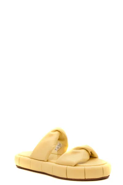 Themoirè Sandalias - Crema In Beige