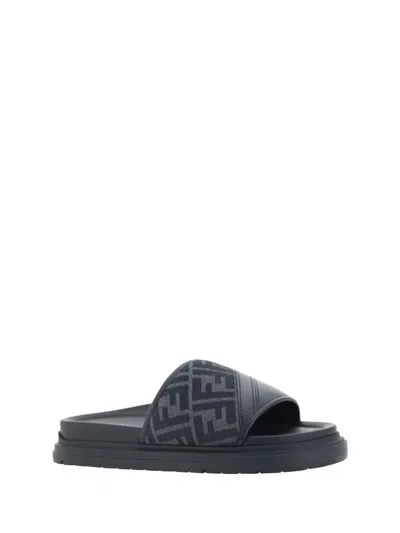 Fendi Men Low Leather Sandals With Ff Jacquard Insert In Nero+ner+grigio Nero