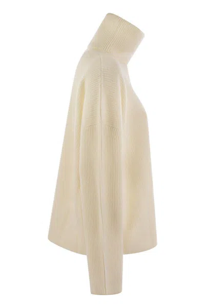 Fabiana Filippi Wool And Silk Blend Turtleneck Sweater In White
