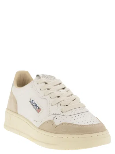Autry Medalist Low-top Sneakers In White