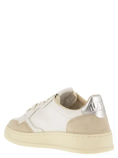 Autry Medalist Low-top Sneakers In White