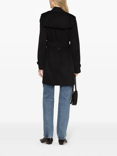 Burberry Women's Kensington Cotton Trench Coat In Black