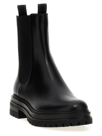 Gianvito Rossi Chester Leather Chelsea Boots