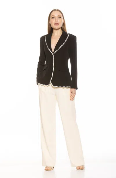 Alexia Admor Contrast Embroidered Blazer In Black