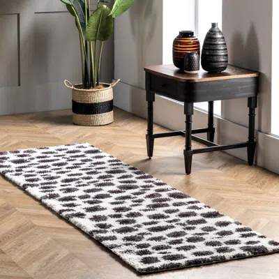 Nuloom Lennon Cozy Shag Leopard Area Rug