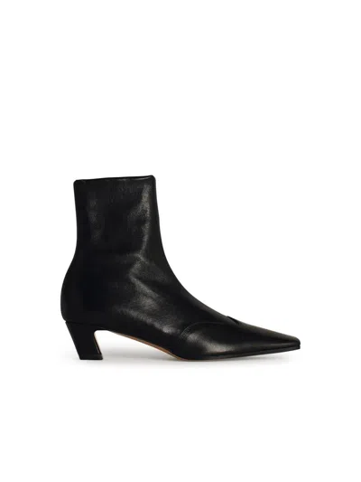 Khaite Pointed Toe Ankle Boots With Smooth Lamb Leather In Black