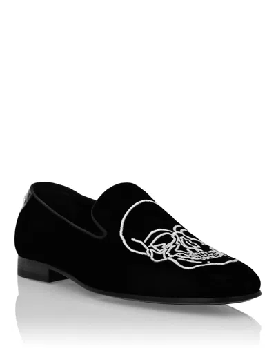 Philipp Plein Skull-embroidered Velvet Loafers In Black