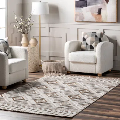 Nuloom Colleen Mixed Diamond Fringe Area Rug