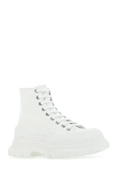 Alexander Mcqueen Tread Slick Canvas And Rubber Exaggerated-sole Ankle Boots In 9000