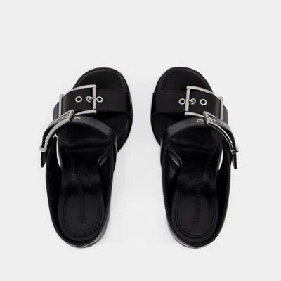 Alexander Mcqueen Leather Sandals In Black