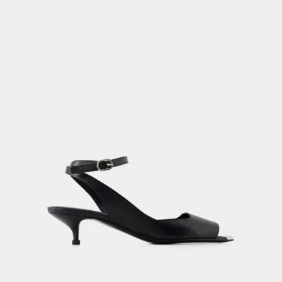 Alexander Mcqueen Black Leather Sandals With Kitten Heel In Black