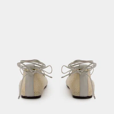 Isabel Marant Elegant Mini Ballerina Flats For Women In Beige