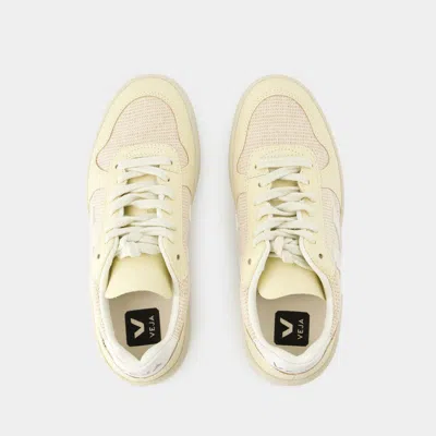 Veja V-90 Low-top Leather Sneakers In Yellow