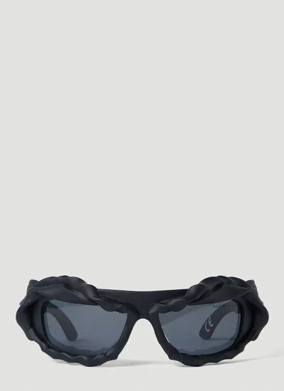 Ottolinger 3d Twist-detail Sunglasses In Black