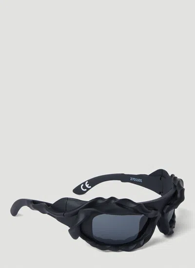 Ottolinger 3d Twist-detail Sunglasses In Black