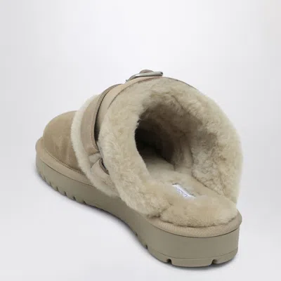 Burberry Buckle Fastening Shearling Suede Mules In Nude