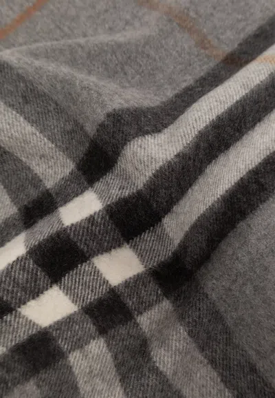 Burberry Check Pattern Cashmere Scarf In Gray