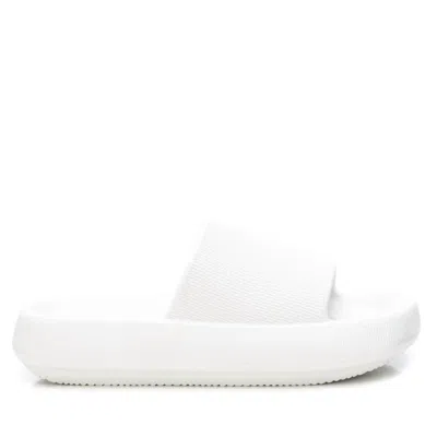 Xti Women's Rubber Flat Sandals In White In White