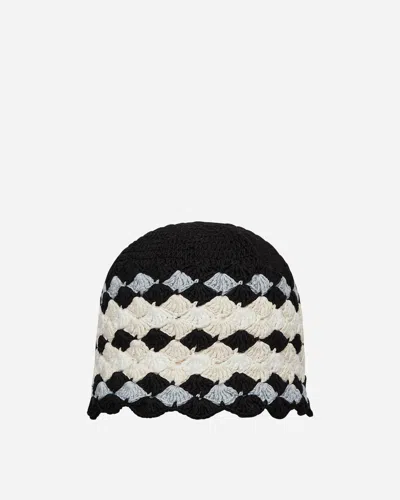 Ssu Seashell Bucket Hat In Black