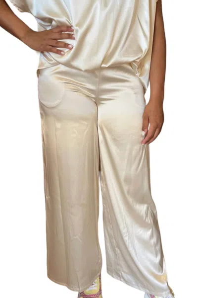 Adrienne Cora Pants In Ivory In Gold
