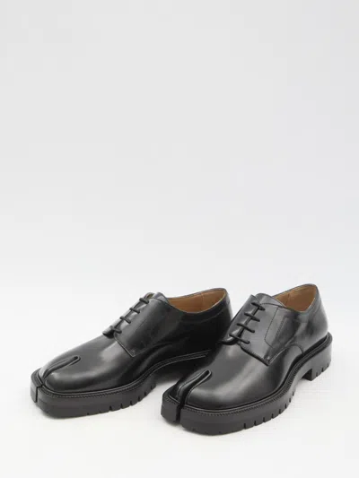 Shop Maison Margiela Tabi Lace-up Shoes In Black