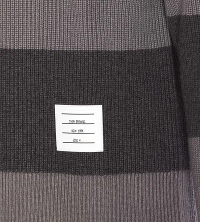 Thom Browne 4-bar Striped Knitted Drawstring Hoodie In Grey