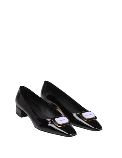 Shop Ferragamo Salvatore  Patent Leather Ballerina In Black